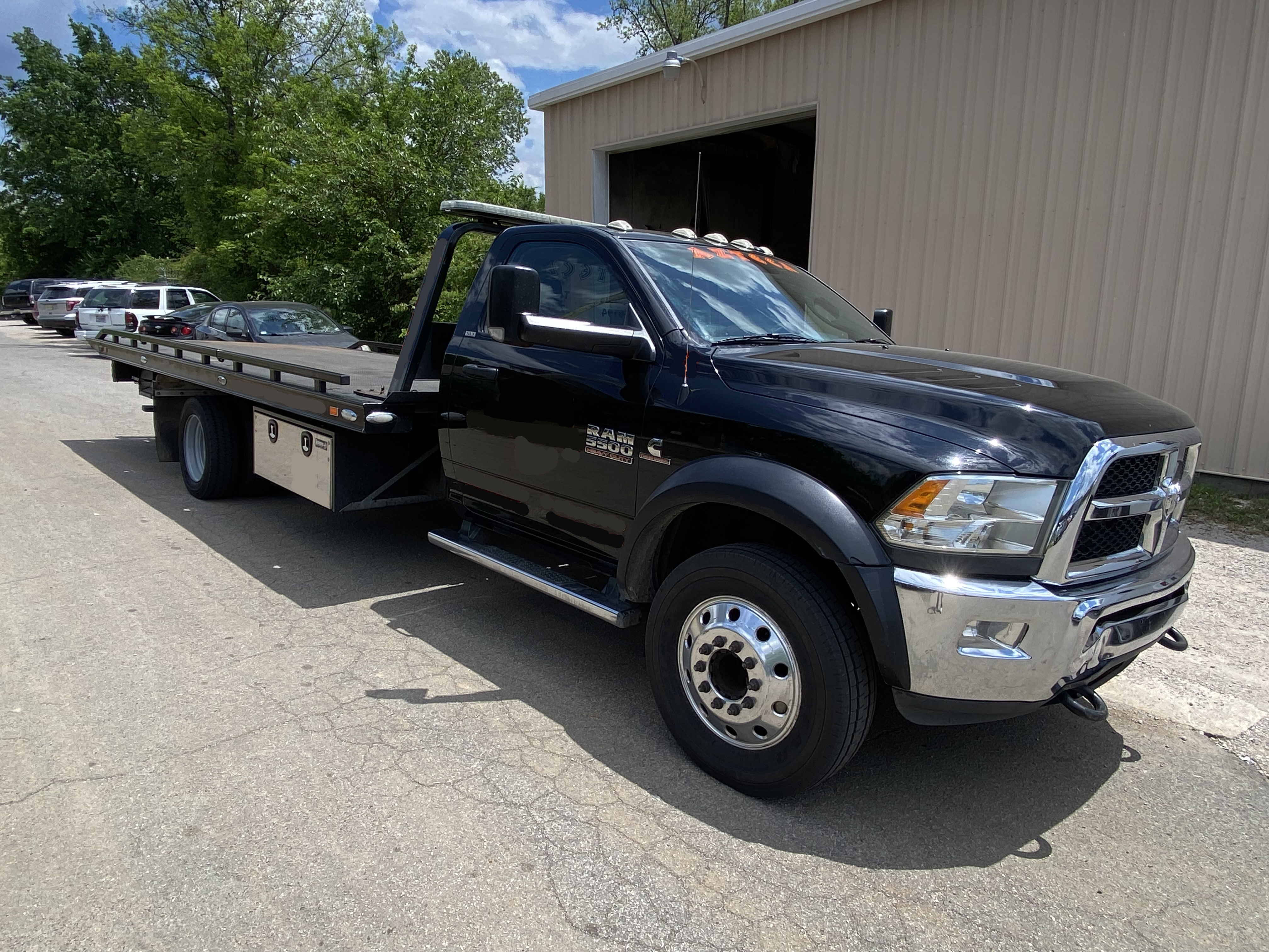 2018 RAM 5500 HD - view 2 of 20